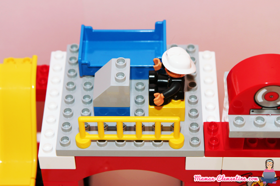 Ca casse les briques #12 – La caserne des pompiers Lego City – féelyli